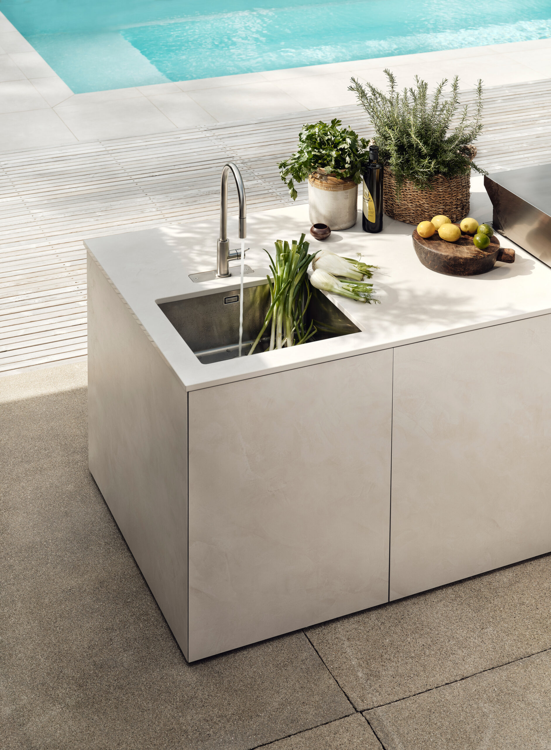 Outdoor-kitchen-Dekton-Albarium-Ballingslov-03-scaled.jpg